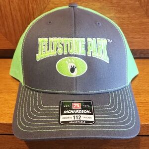 NWT Jellystone Park Trucker Hat Woodridge, NY